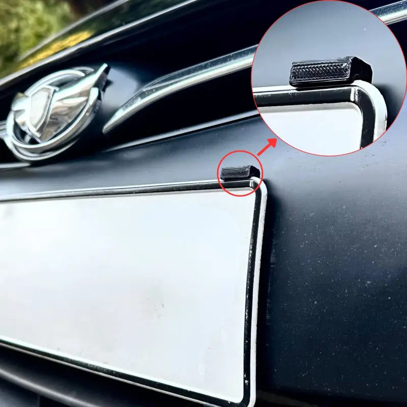 Niewidzialne Uchwyty Do Tablicy Rejestracyjnej – Zestaw Na Auto